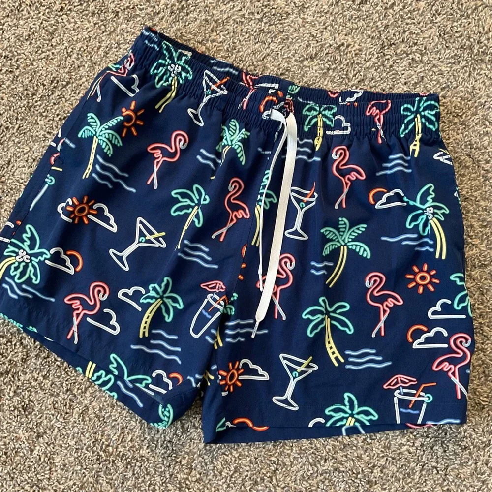 Chubbies Neon Lights Swim Trunks Mens Large Navy Tropical Print 5.5 Inseam